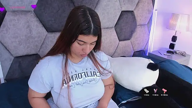 Živý XXX chat DulceJones