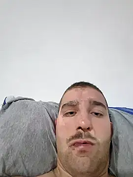 straightdude99 Webcam Show