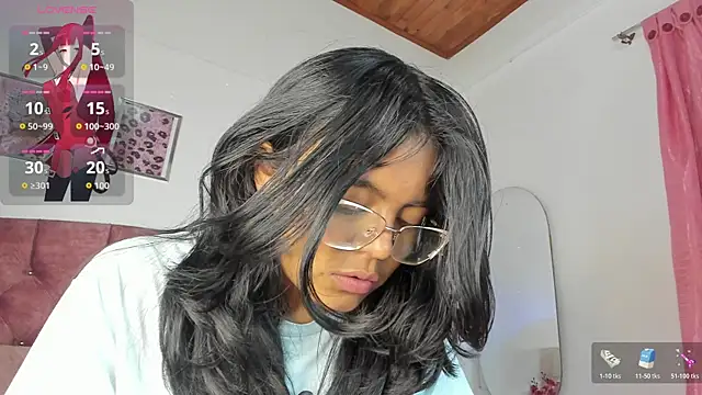 Chat +18 de luna_velveth ao vivo