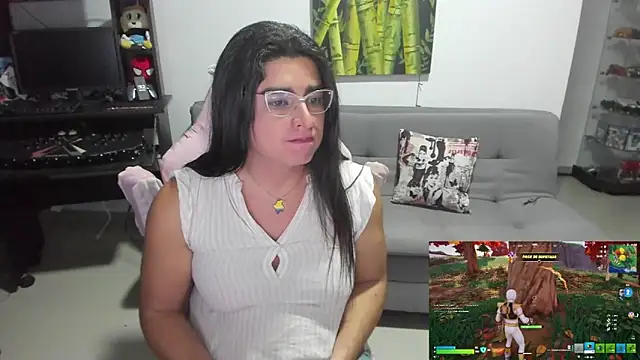 Khalifa_Goldのウェブカメラショー