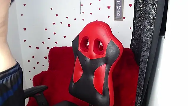 Вебкам-шоу sven_fox723