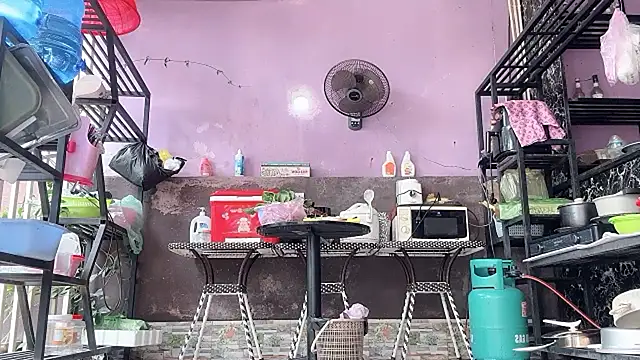 LinhChi_9x 即時 XXX 聊天