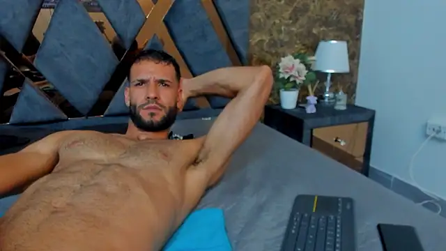 Živý XXX chat Jacob_Benelli