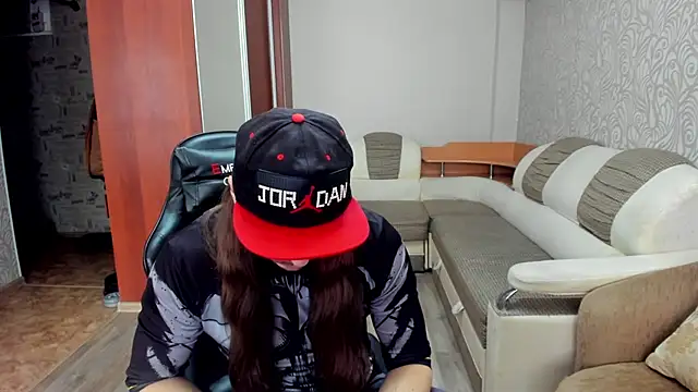 AlansonofDaddy: διαδικτυακό σόου στην κάμερα