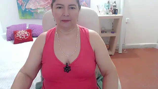 leonela_69: онлайн-секс-чат