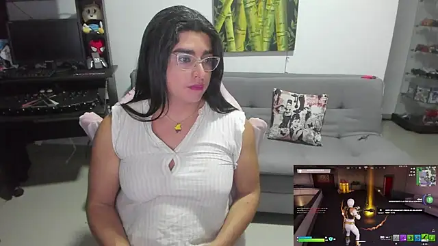 Khalifa_Gold Live XXX-chat