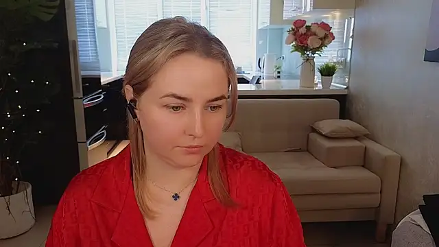 Chat XXX en directo de Mira_Mermayd