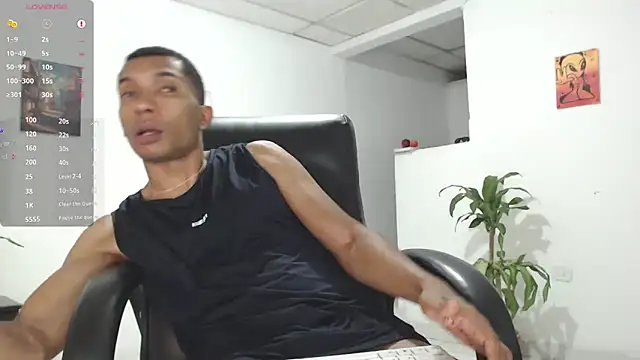 Aaronblack1_ Live XXX-Chat