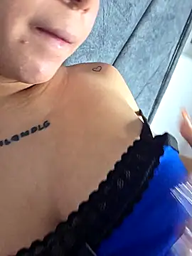 alaia_princess' Live XXX Chat