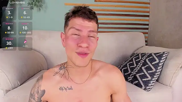 Show modela french_sexx na web-kameri