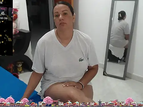 Laura_fox1's Live XXX Chat