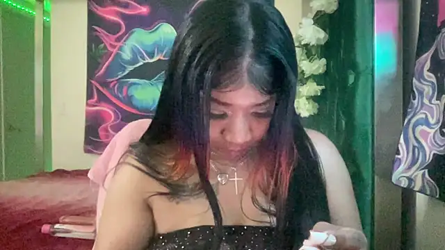 mzpretty444's Live XXX Chat