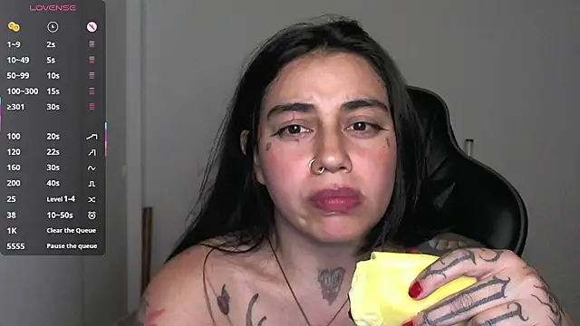 val_bardotのライブXXXチャット