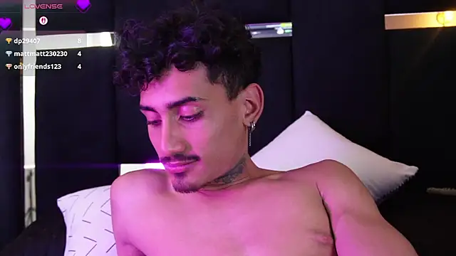 Dark_Eros_ élő XXX-chatje