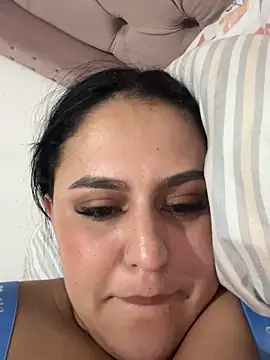 katleya_lewiis' Live XXX Chat