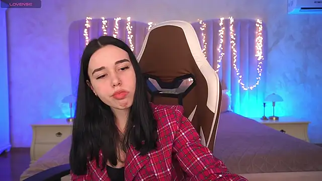 TorrySrar 即時 XXX 聊天