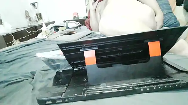 messi_syssy Adlı Modelin Canlı XXX Sohbeti