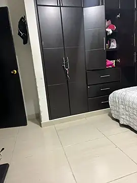 Chat +18 de Im-Lola ao vivo