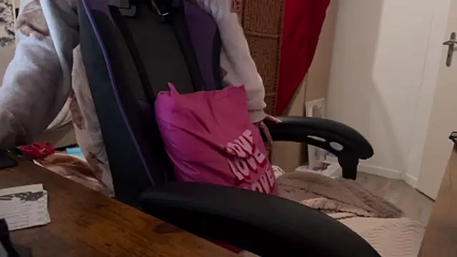 Caliiie-of élő XXX-chatje