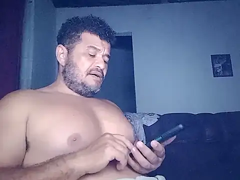 Pertunjukan Kamera Web tarra122