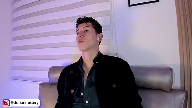 Dorianmistery2322_'s Live XXX Chat