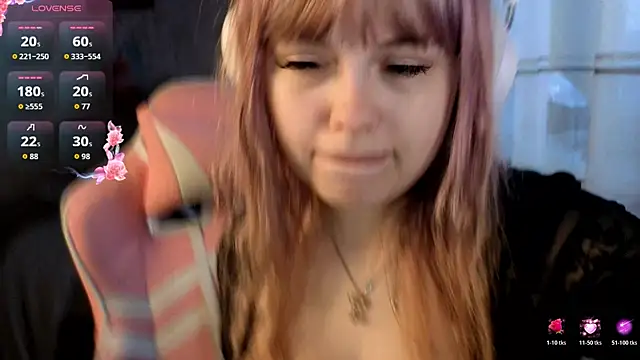 Chatroom XXX en direct de KristiBloom