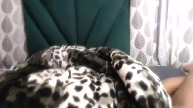 Nellybba Adlı Modelin Canlı XXX Sohbeti