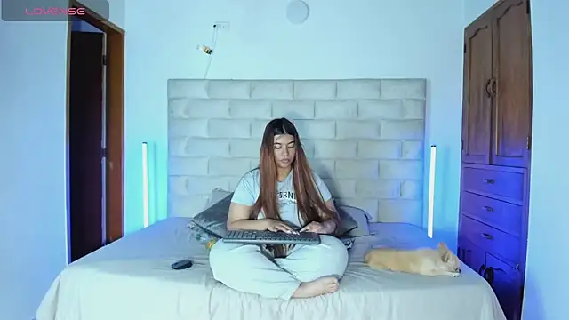 Živý XXX chat DulceJones