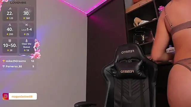 MeganDaviees' Webcam Show