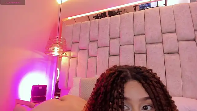 LissyConan Adlı Modelin Canlı XXX Sohbeti