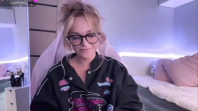 SashaRock Live XXX-chat