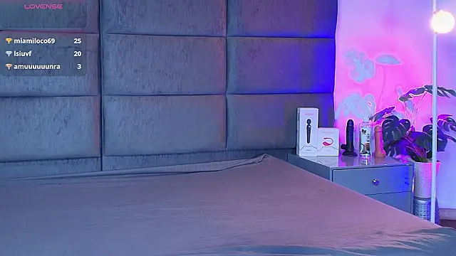 Lana_Presscot: απευθείας συνομιλία ΧΧΧ