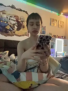 Just-Lilly live XXX chat