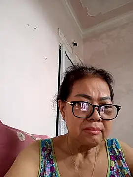 دردشة Hotestlove الجنسية المباشرة