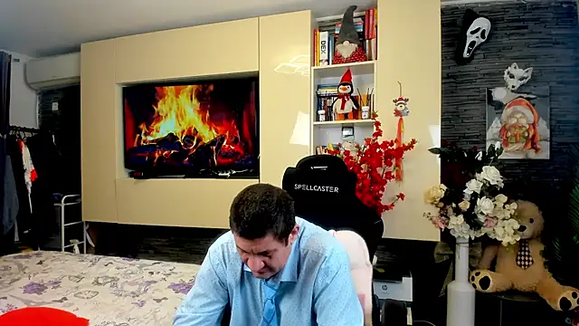 SpartacusDaddy48 élő XXX-chatje