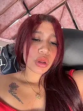 Cherry_Charlottee's Live XXX Chat