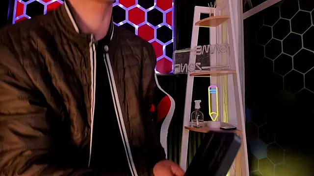 Cristopher_Wild Live XXX-Chat