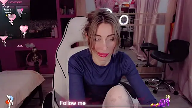 AnnieGOld_のライブXXXチャット