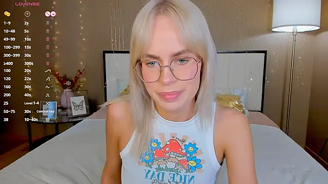 bellatip's Live XXX Chat