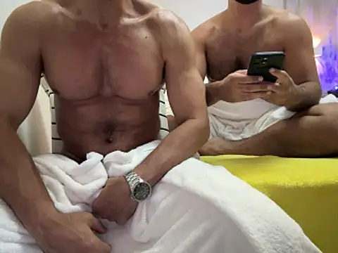 Živý XXX chat CasadoLutadorBigStuds