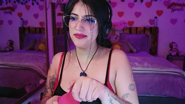 AzaharJaan's Live XXX Chat