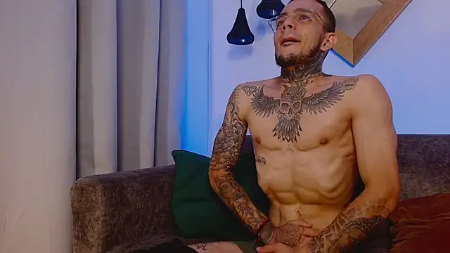 DominicParkerr Webcam-Show