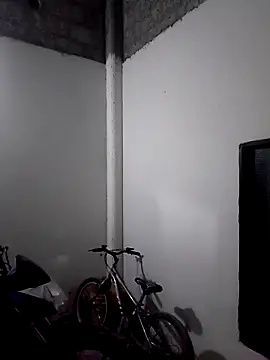 Genesis_18_'s Live XXX Chat