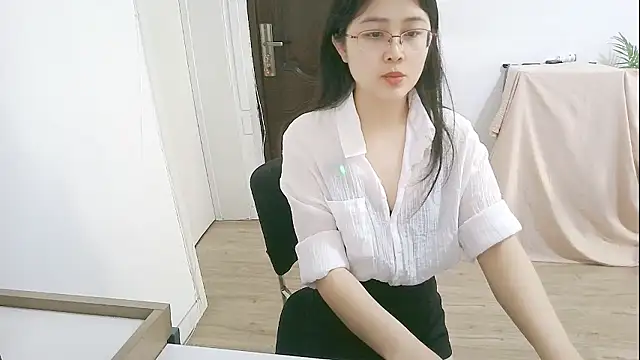 XXX chat uživo modela 98bunny