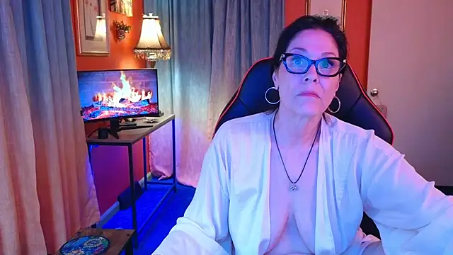 Jujutopia: онлайн-секс-чат