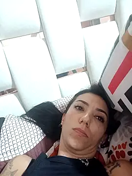 دردشة LunaZambrano الجنسية المباشرة