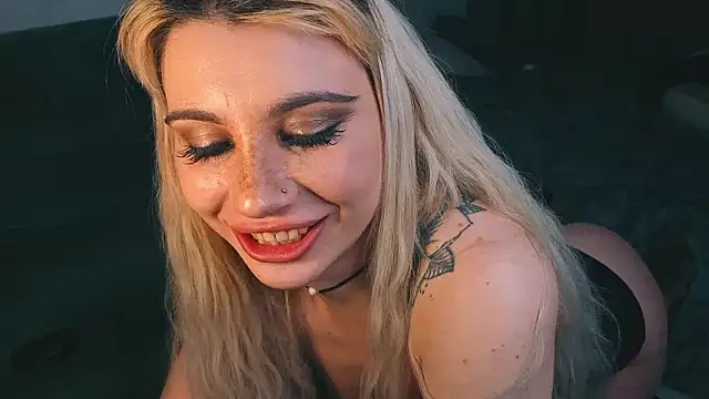 Ashley-Urban Live XXX-Chat