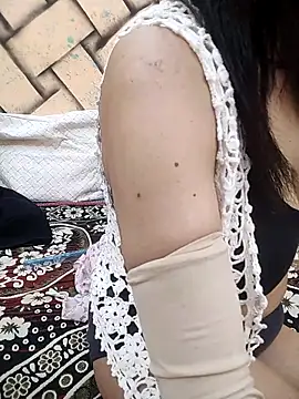 Rising_Queen's Webcam Show