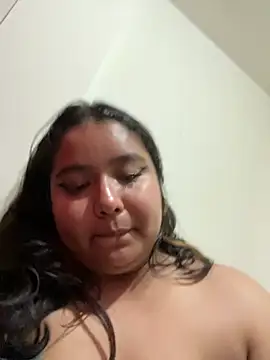 emyrose2 live XXX chat