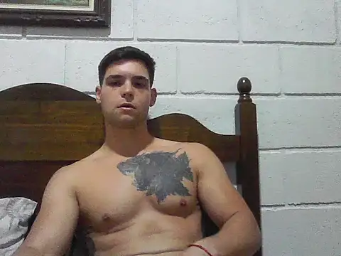 Zure-xxx Adlı Modelin Web Kamerası Şovu